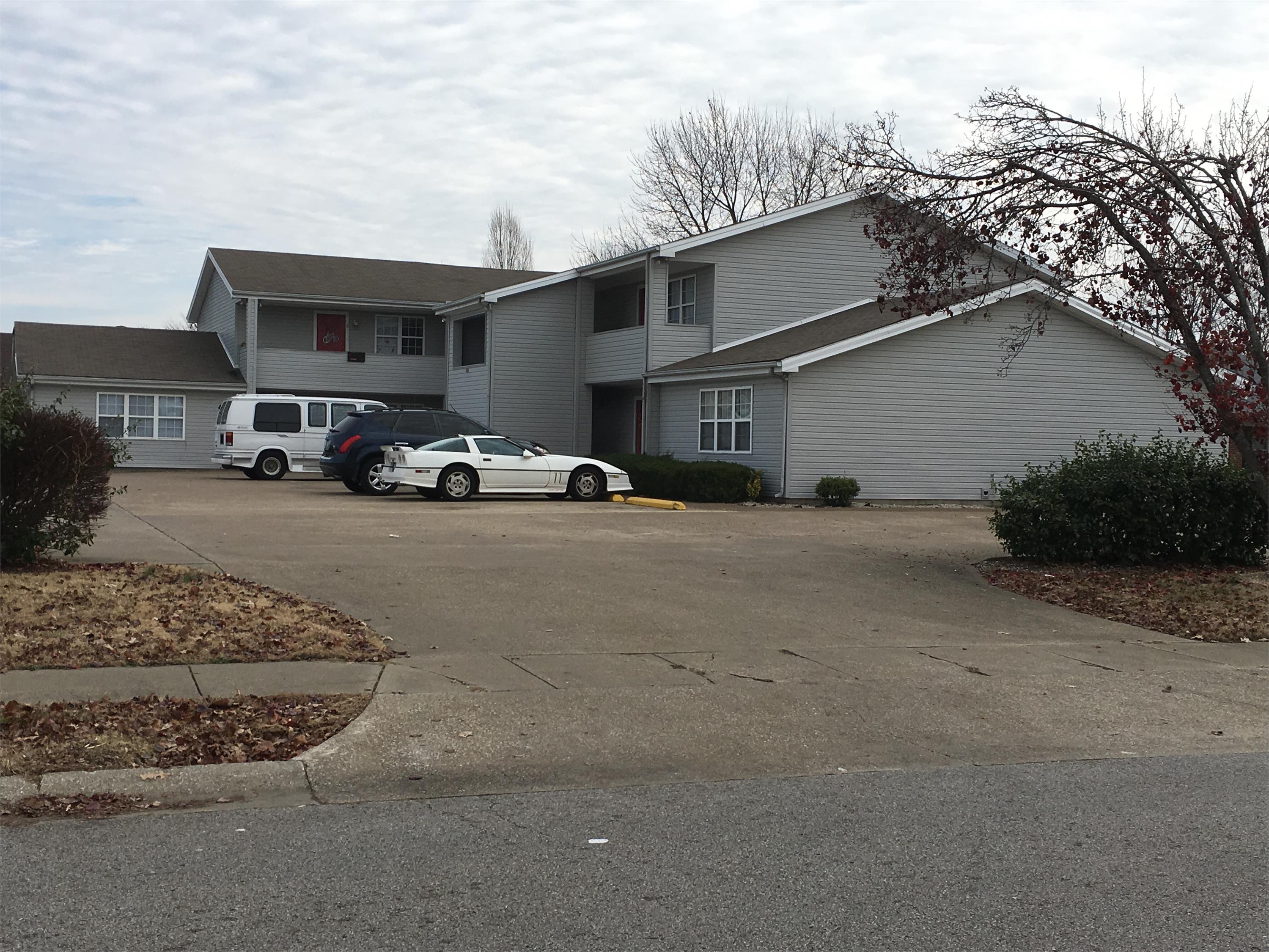 1926 Tamarack Road - 09